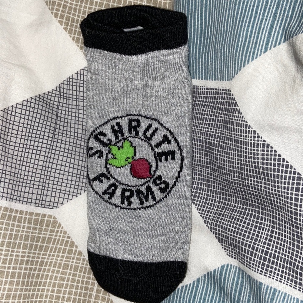 Schrute Farms socks size 6